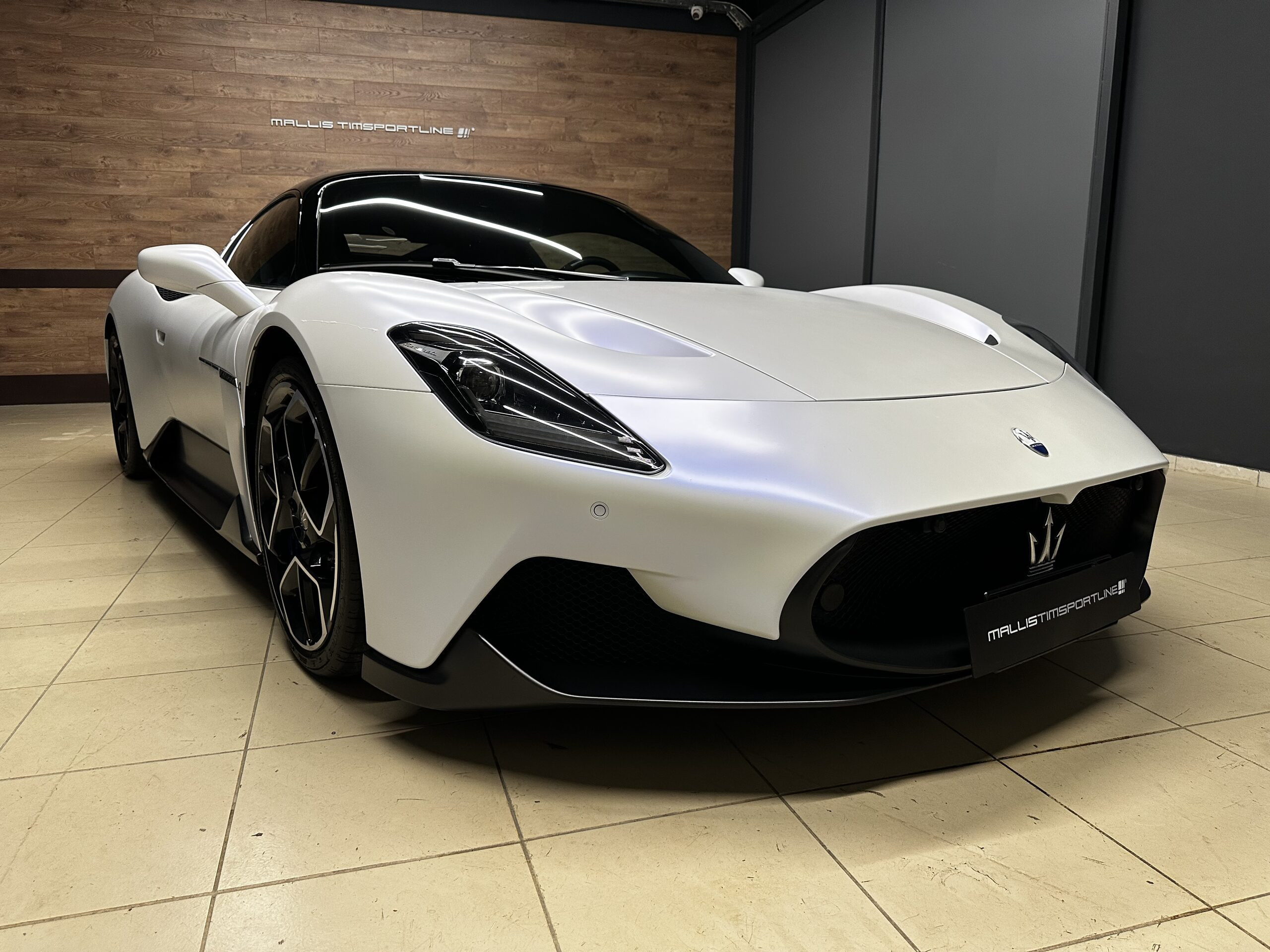 Maserati MC20