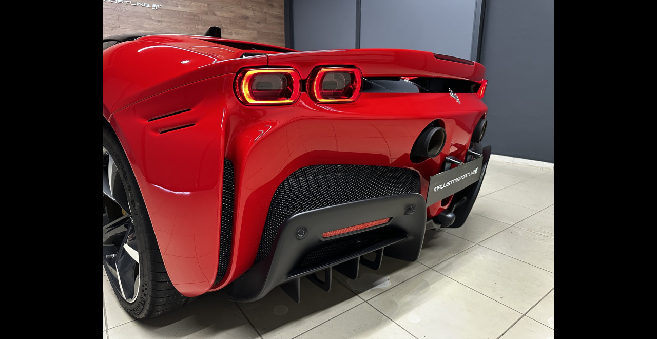 Ferrari SF90 Stradale