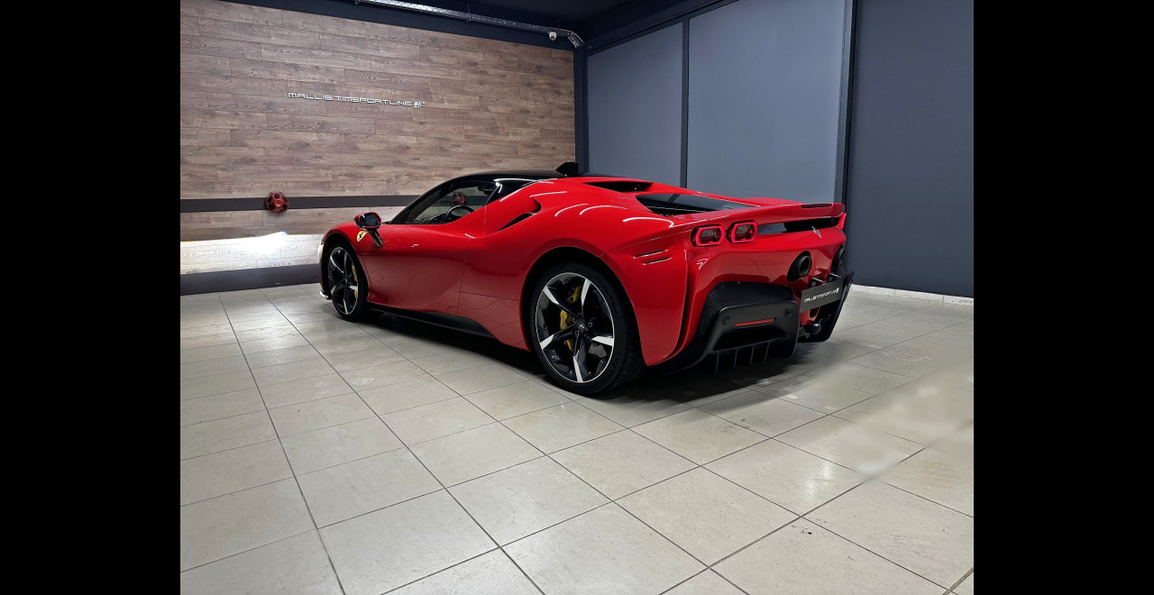 Ferrari SF90 Stradale