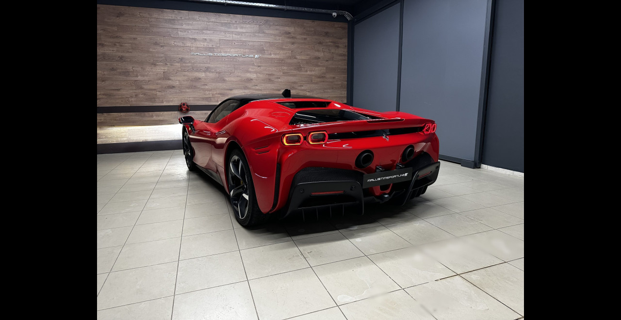Ferrari SF90 Stradale
