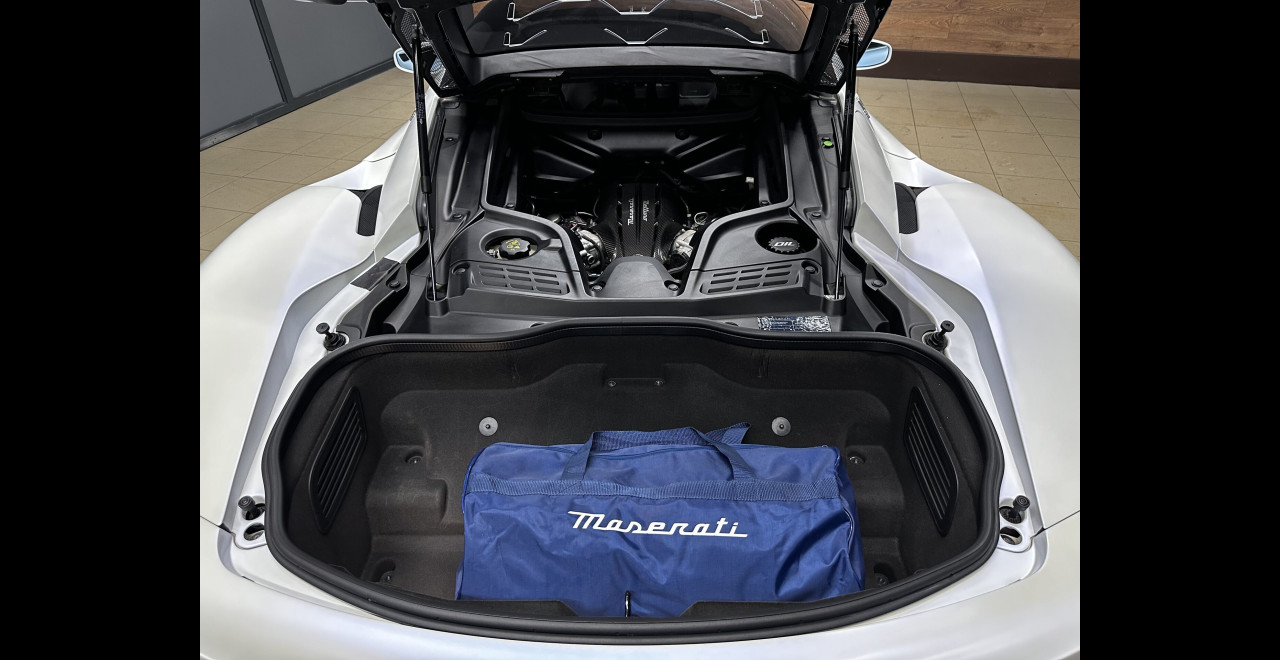 Maserati MC20