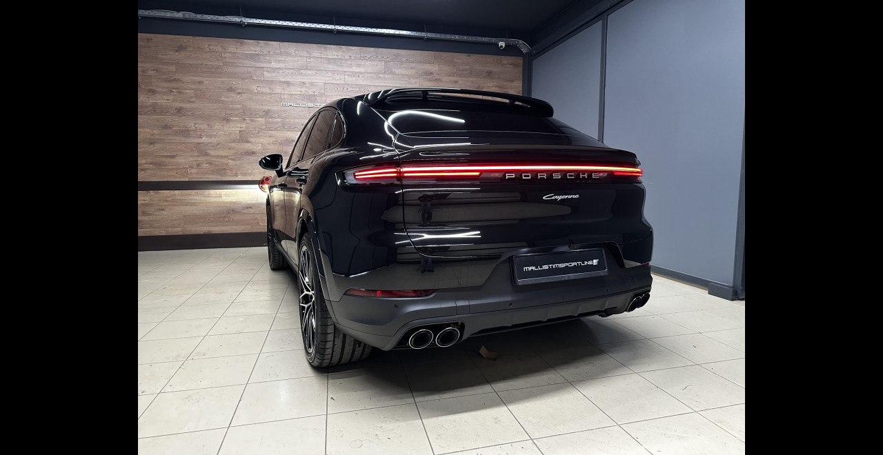 Porsche Cayenne 2026 E-HYBRID COUPE