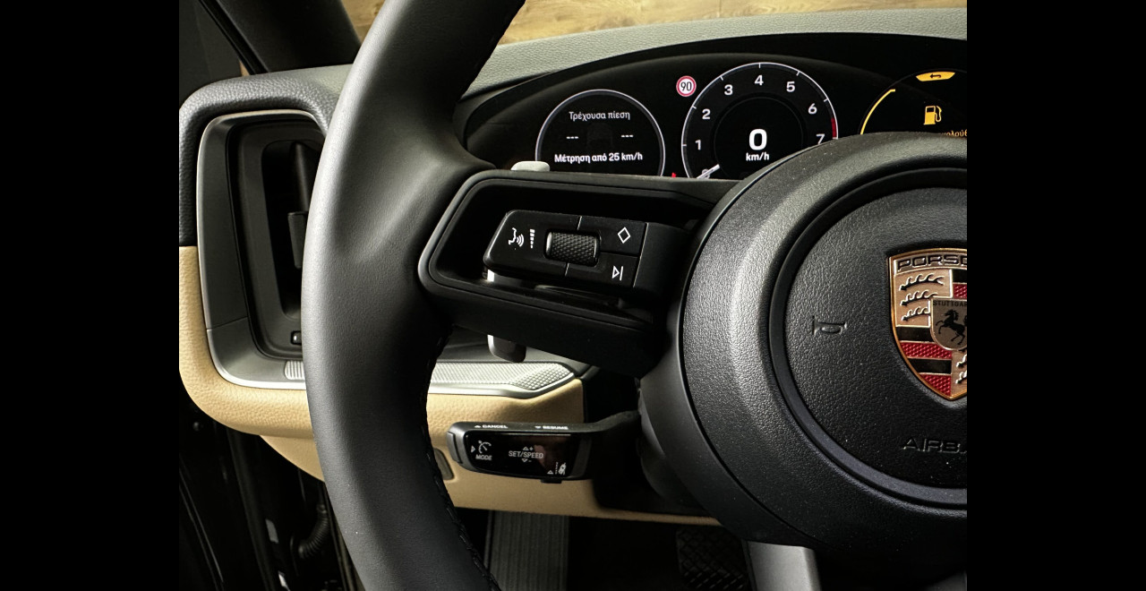 Porsche Cayenne 2026 E-HYBRID COUPE