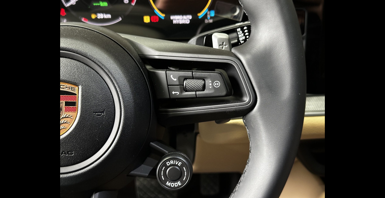 Porsche Cayenne 2026 E-HYBRID COUPE