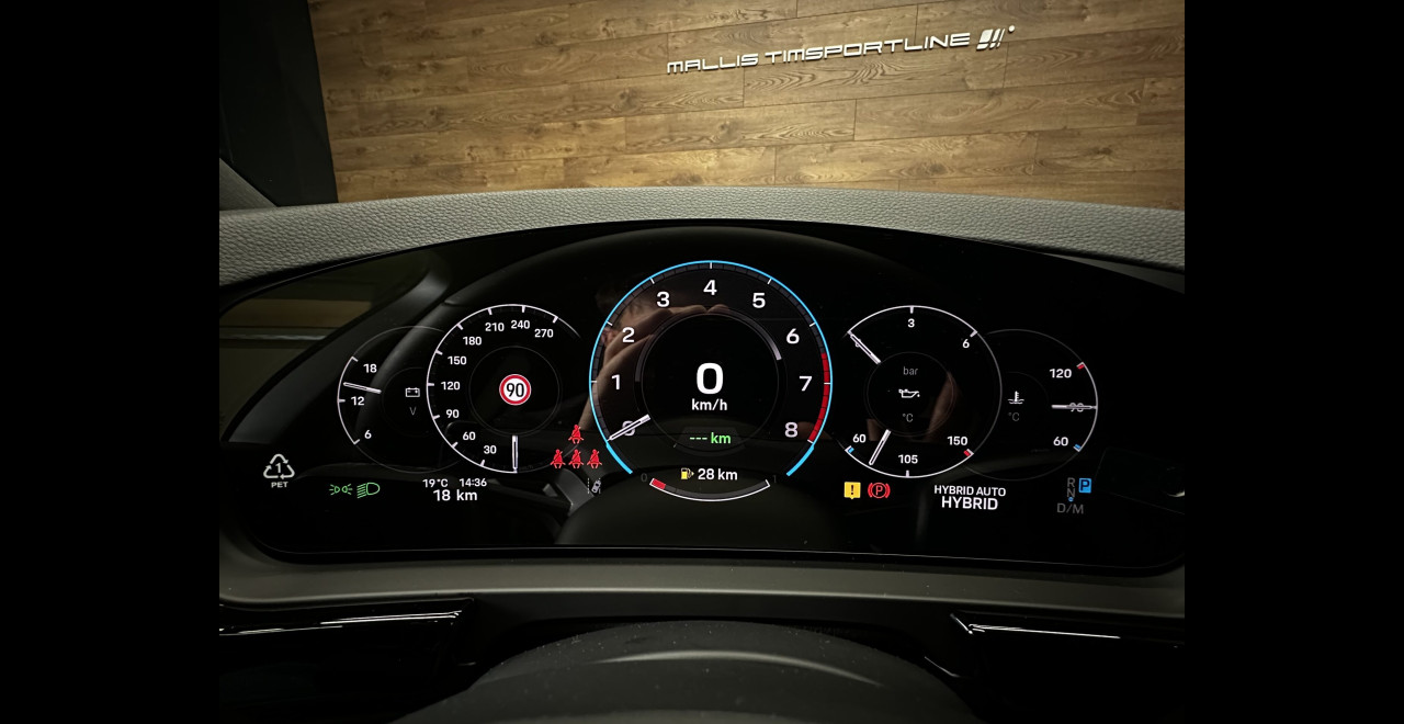 Porsche Cayenne 2026 E-HYBRID COUPE