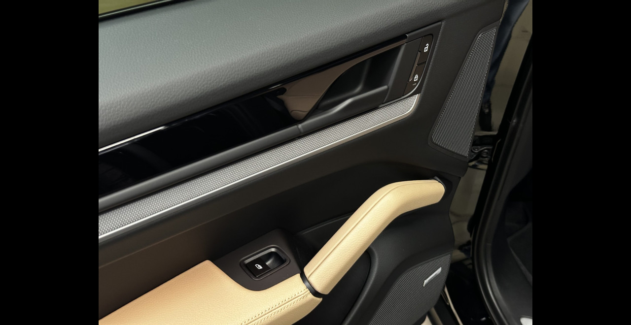Porsche Cayenne 2026 E-HYBRID COUPE