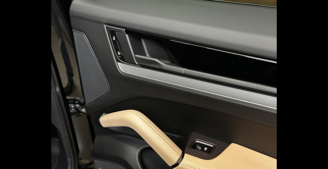 Porsche Cayenne 2026 E-HYBRID COUPE