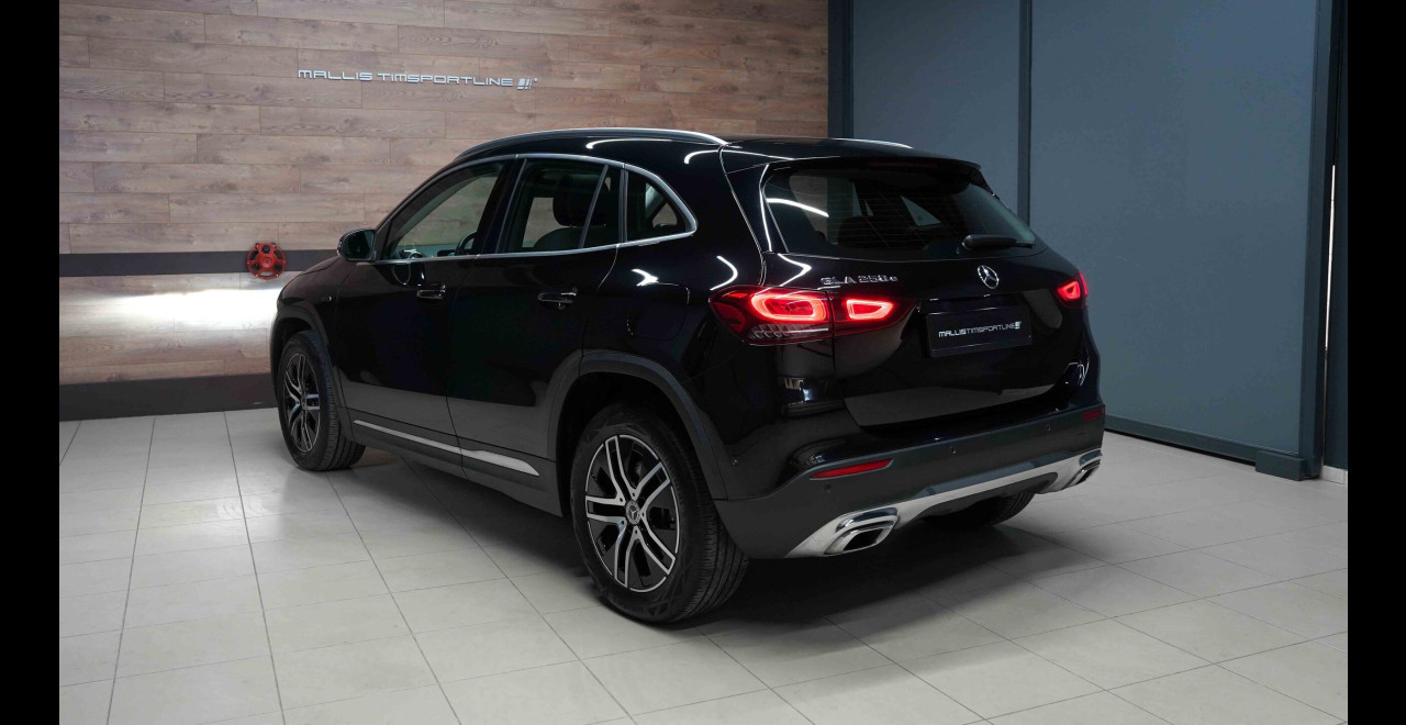 Mercedes-Benz GLA 250