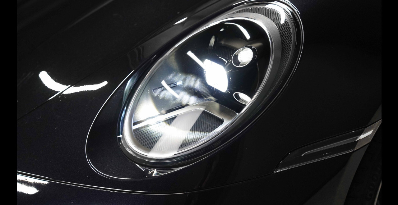 Porsche 992 Carrera 4s Approved