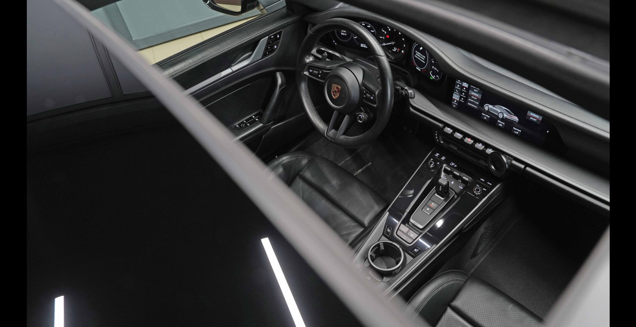 Porsche 992 Carrera 4s Approved