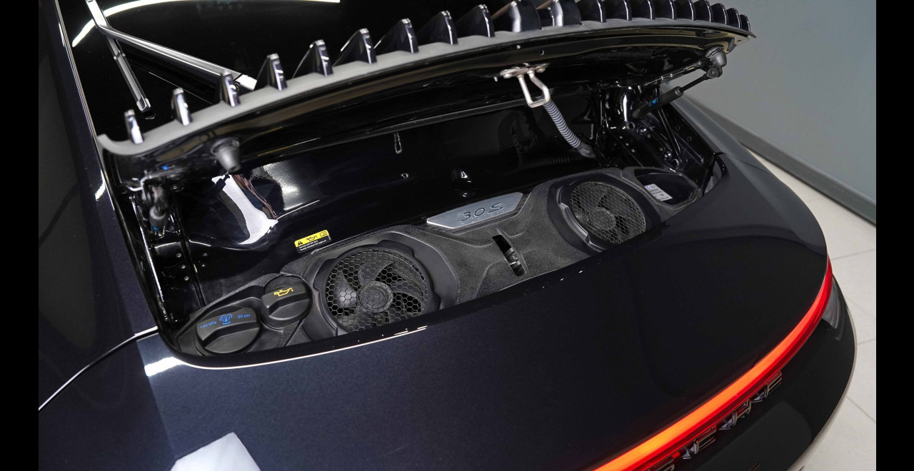 Porsche 992 Carrera 4s Approved