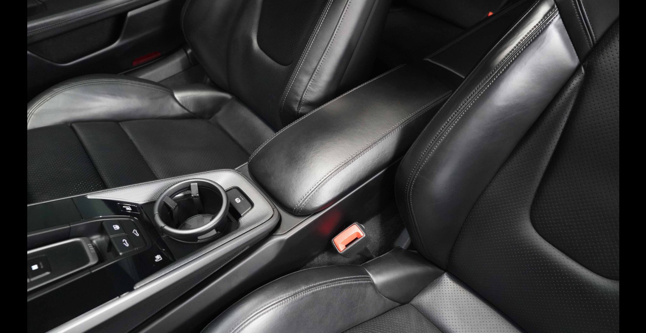 Porsche 992 Carrera 4s Approved