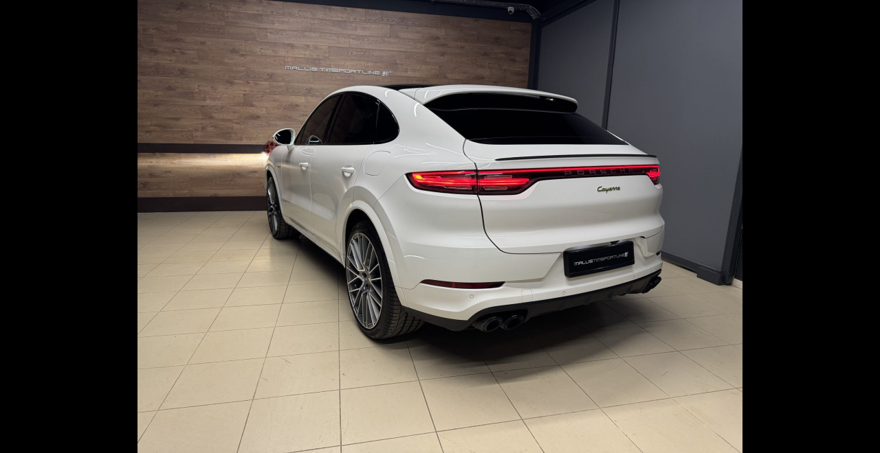Porsche Cayenne E Hybrid Coupe
