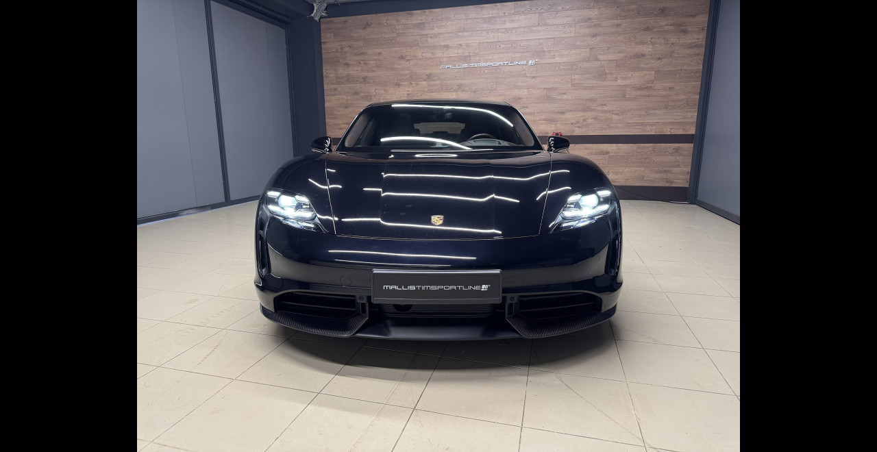 Porsche Taycan Turbo S