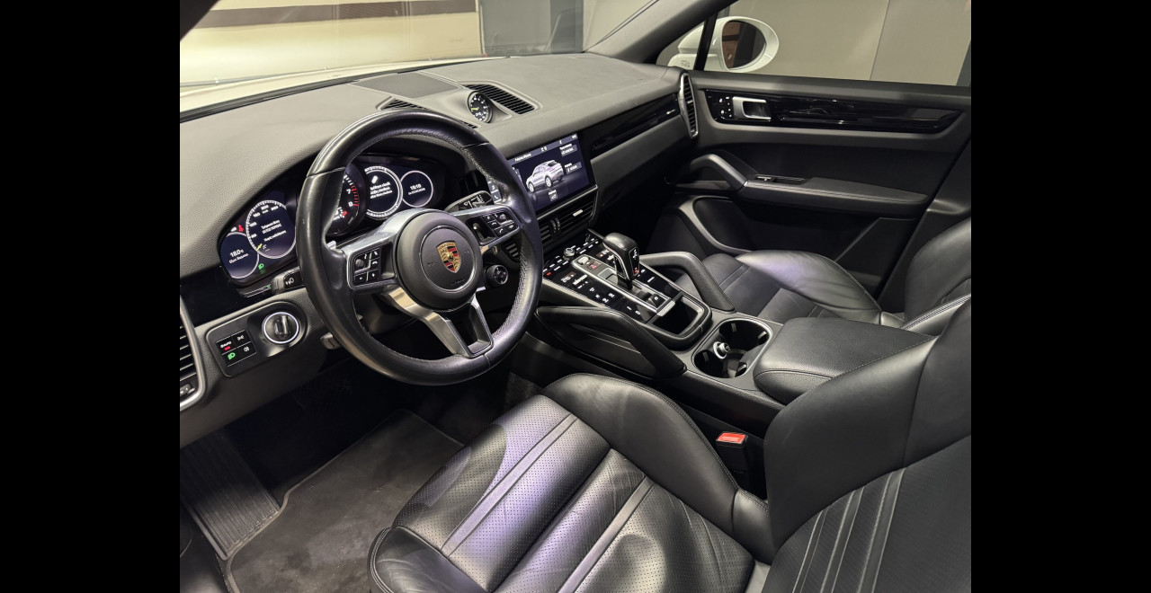 Porsche Cayenne E Hybrid Coupe