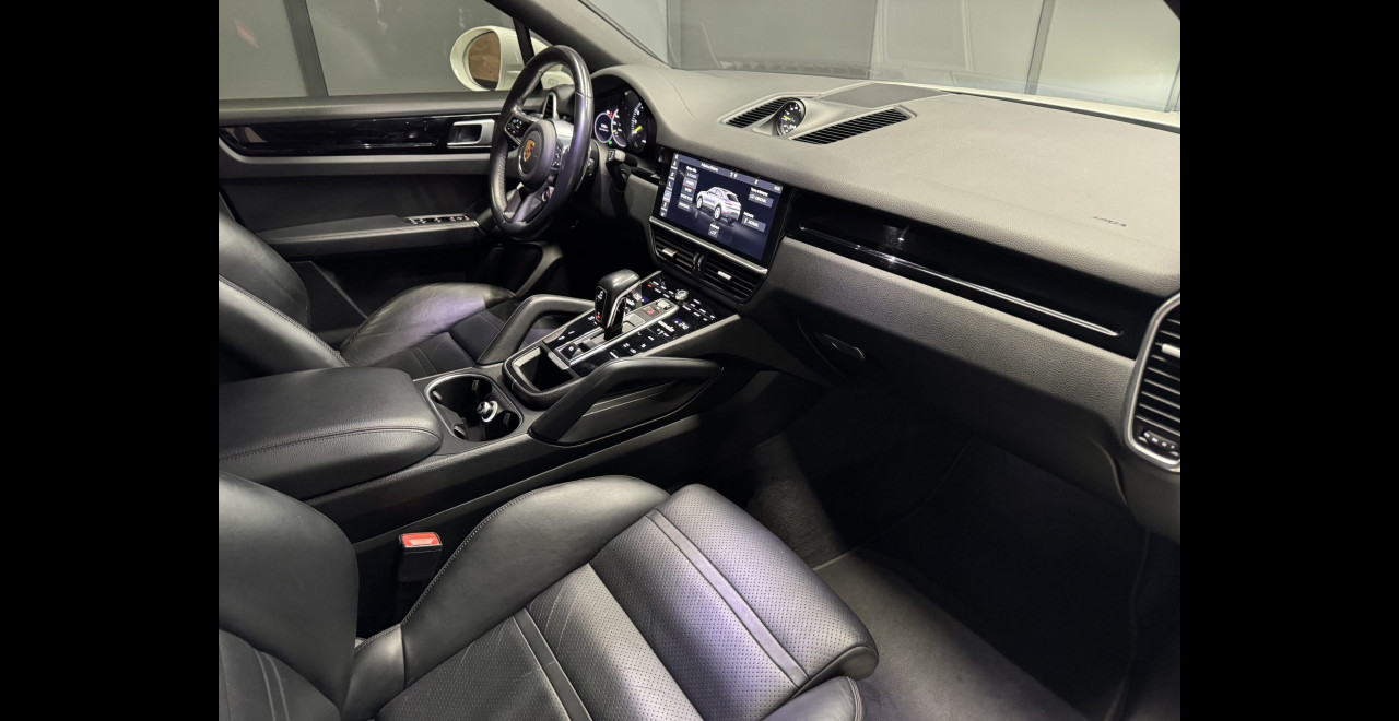 Porsche Cayenne E Hybrid Coupe