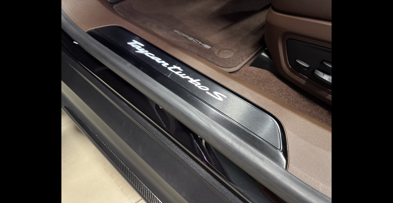 Porsche Taycan Turbo S